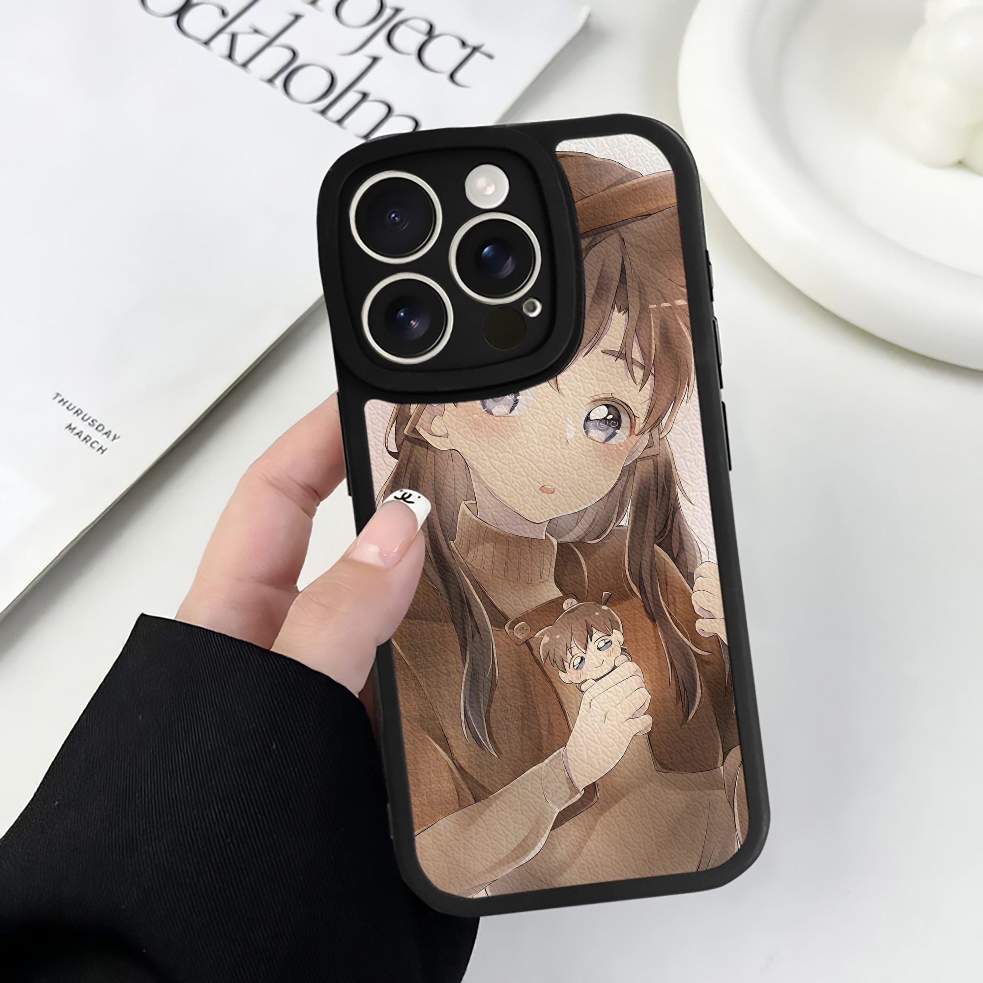 （画像用） 名探偵コナン Detective Conan 【iPhone 16シリーズ対応】シリコンスマホケース（レザー調） 材質：シリコン